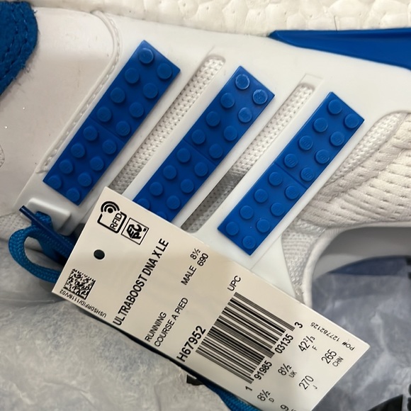 Barely used Adidas DNA x LEGO size 9 in Blue - Picture 8 of 8